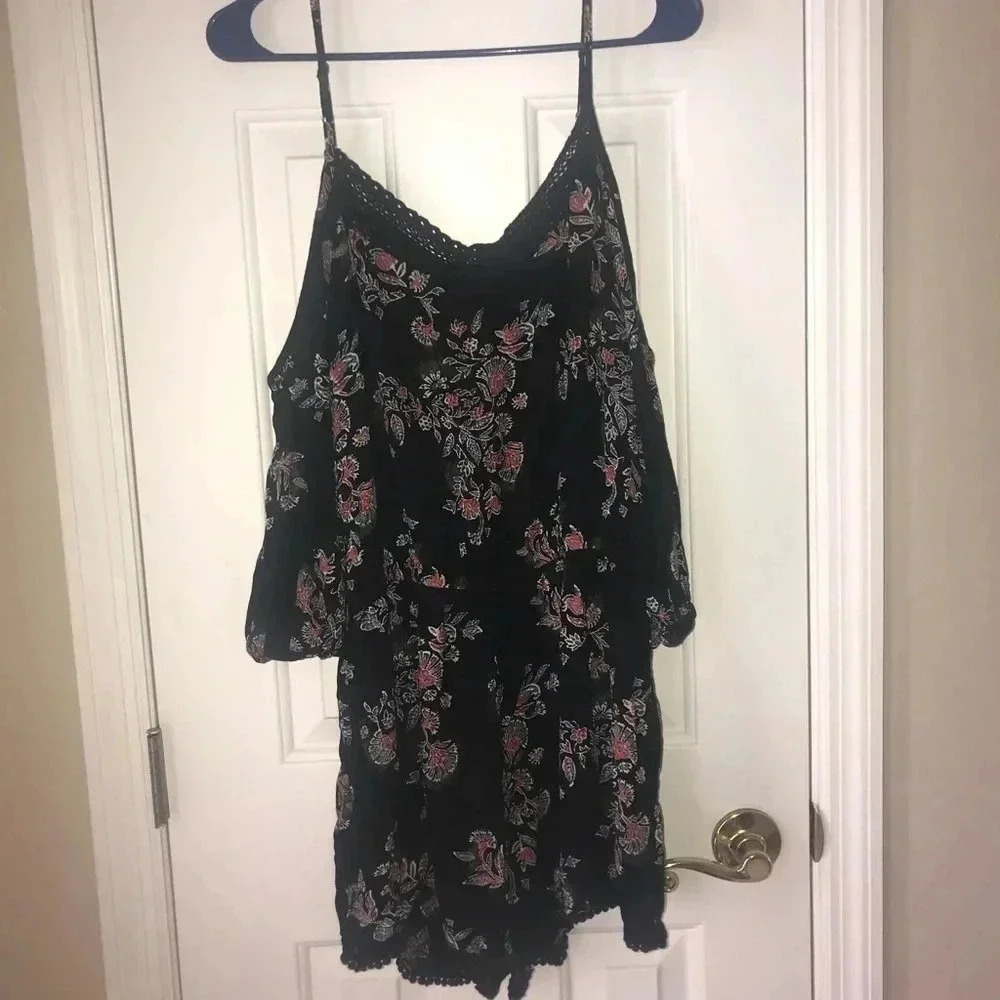 🟨Floral Romper